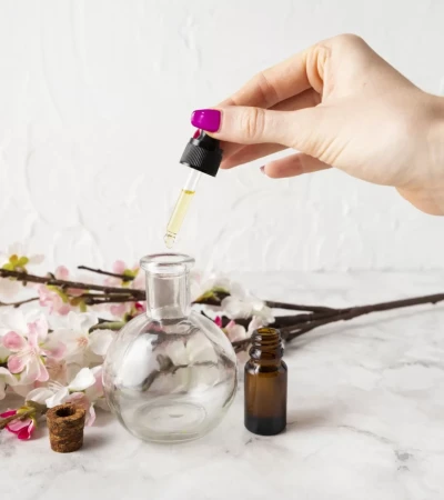 high-angle-hand-using-body-seum-2048x1365